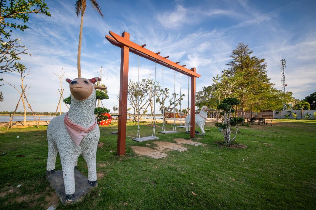 Vieng Khong Hotel Mukdahan Eksteriør billede