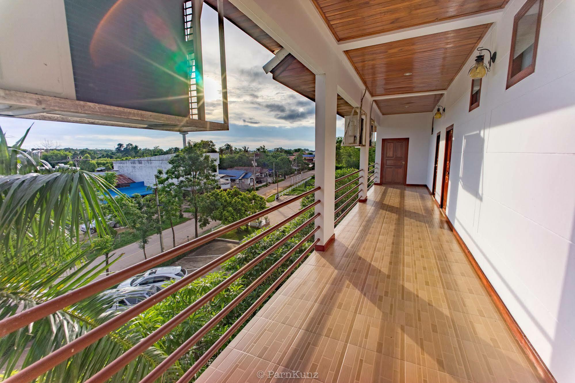Vieng Khong Hotel Mukdahan Eksteriør billede