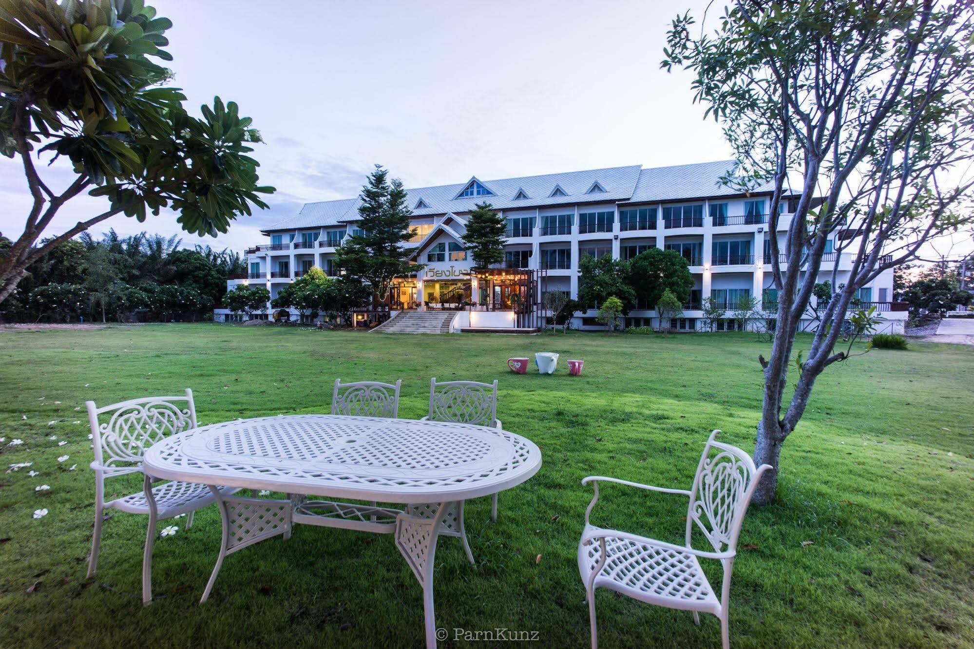 Vieng Khong Hotel Mukdahan Eksteriør billede